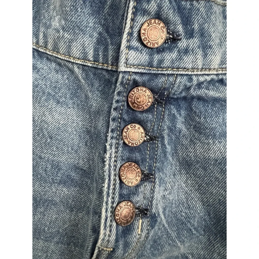 Arizona Jeans it very
